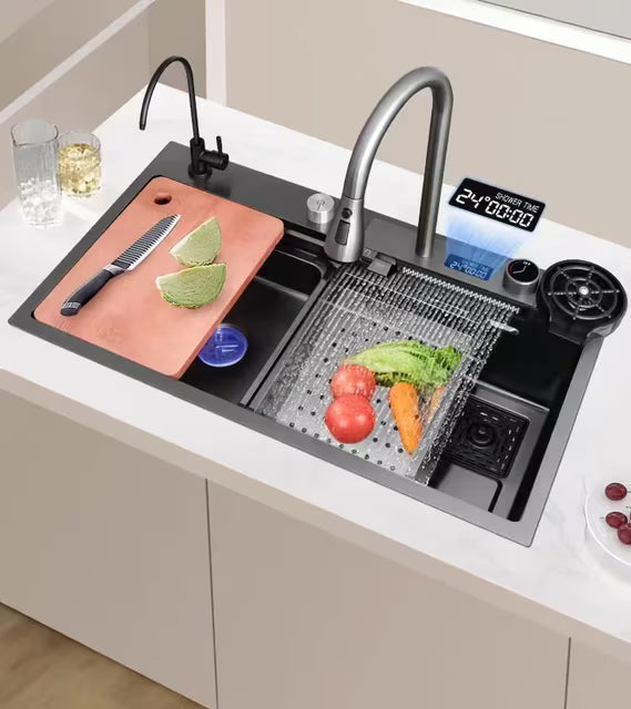 Chiuvetă Multifuncțională pentru Bucătărie, 75 × 46 cm – Cu Tocător, Distribuitor de Săpun și Sistem cu Jet de Apă